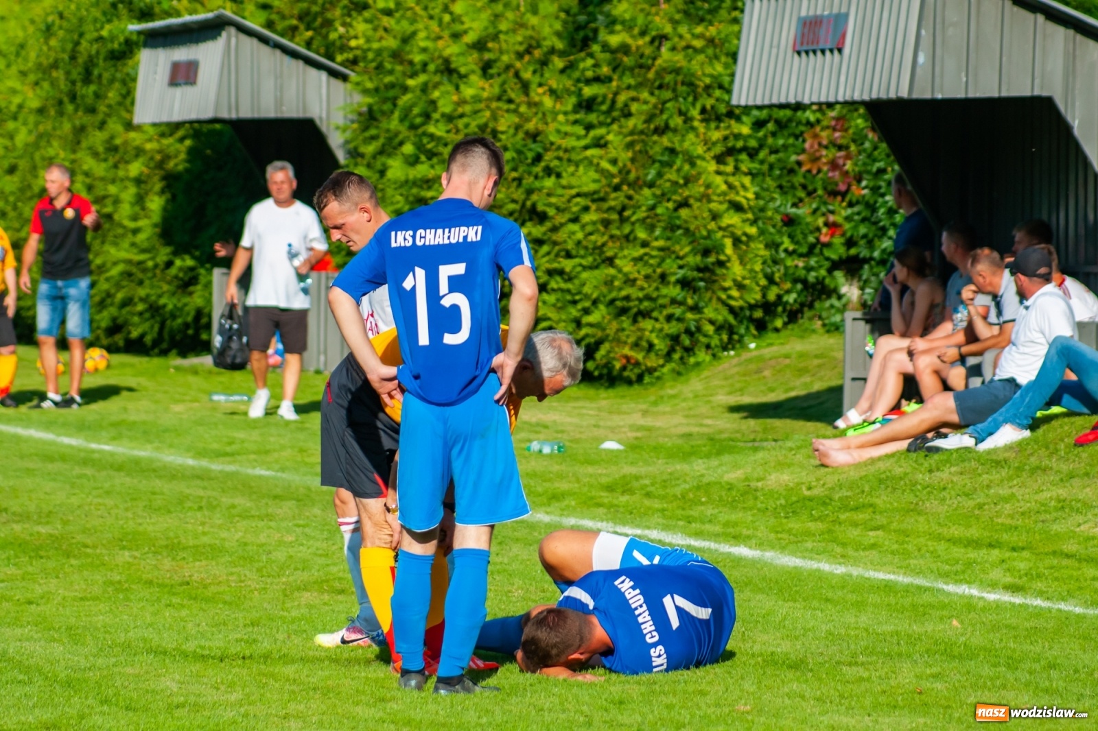 Zdjęcie w galerii na portalu naszwodzislaw.com: A klasa. Totalna demolka w Chałupkach [FOTO i WIDEO] wiadomości z regionu