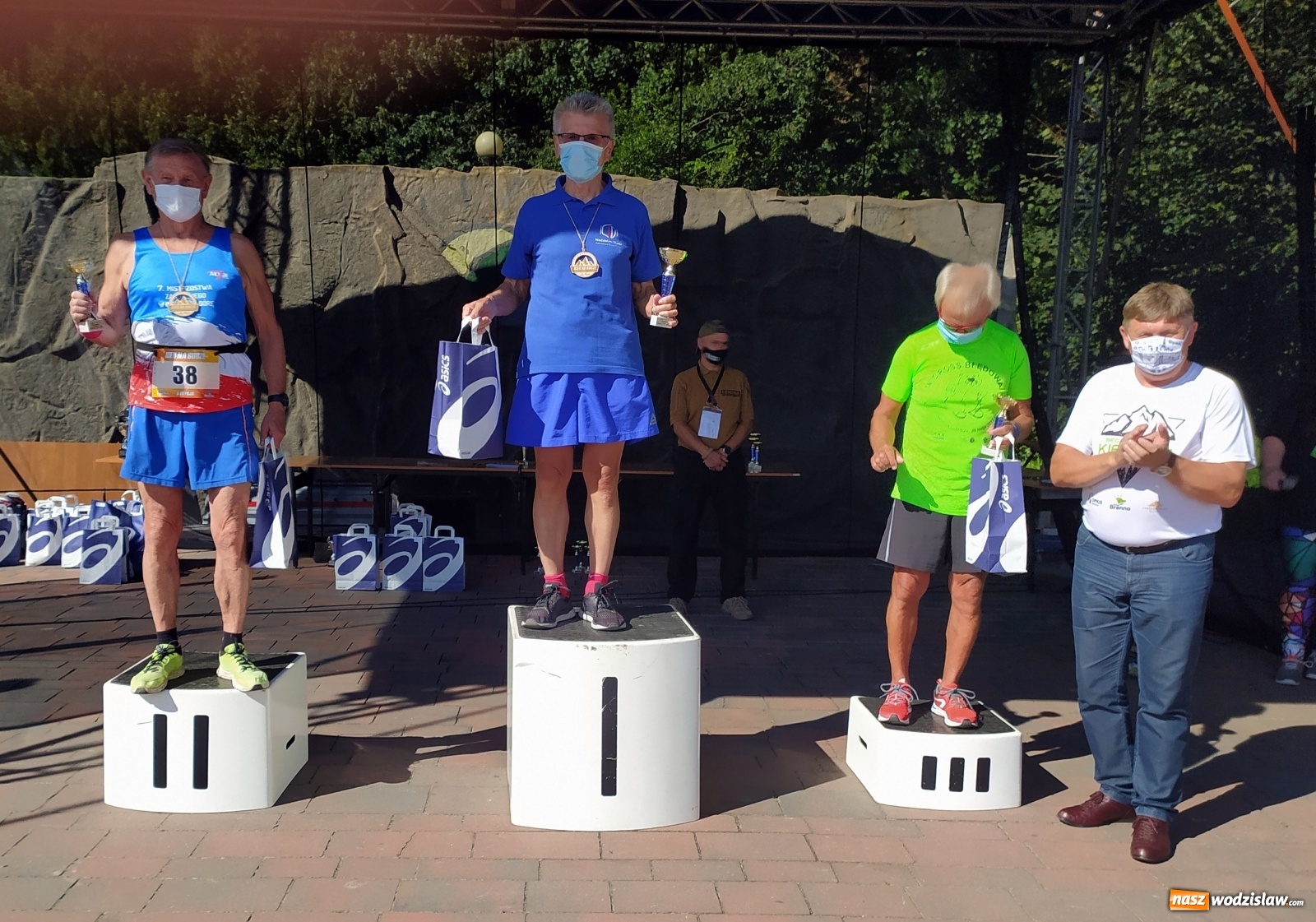 Zdjęcie w galerii na portalu naszwodzislaw.com: Dobry start wodzisławianina w V Biegu na Bucze wiadomości z regionu