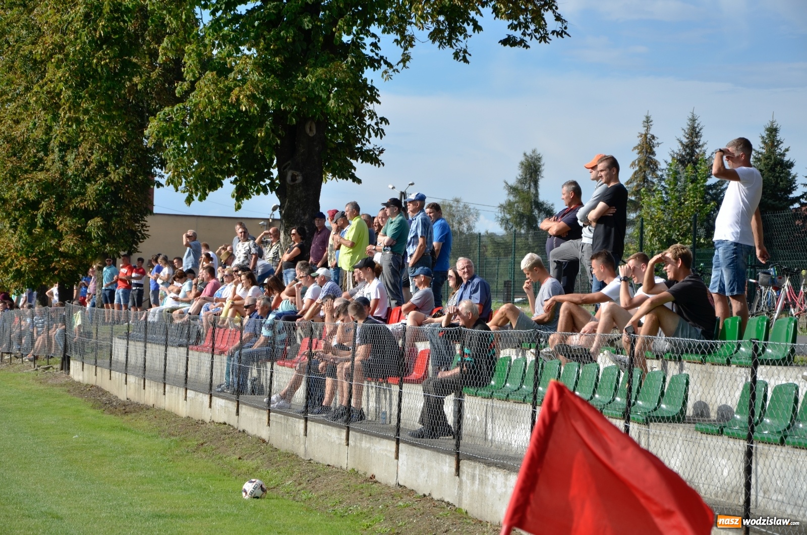 Zdjęcie w galerii na portalu naszwodzislaw.com: Czarni rozbili Tworków i zostali liderem [FOTO] wiadomości z regionu