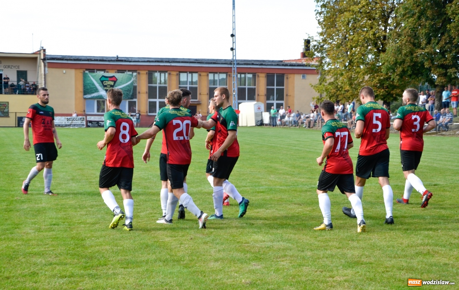 Zdjęcie w galerii na portalu naszwodzislaw.com: Czarni rozbili Tworków i zostali liderem [FOTO] wiadomości z regionu