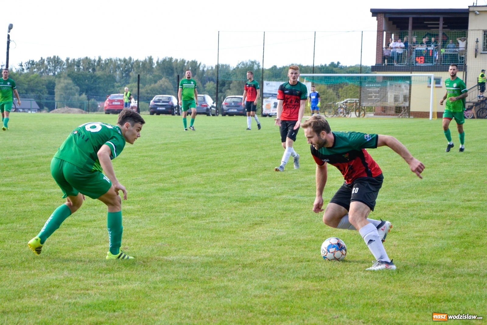 Zdjęcie w galerii na portalu naszwodzislaw.com: Czarni rozbili Tworków i zostali liderem [FOTO] wiadomości z regionu