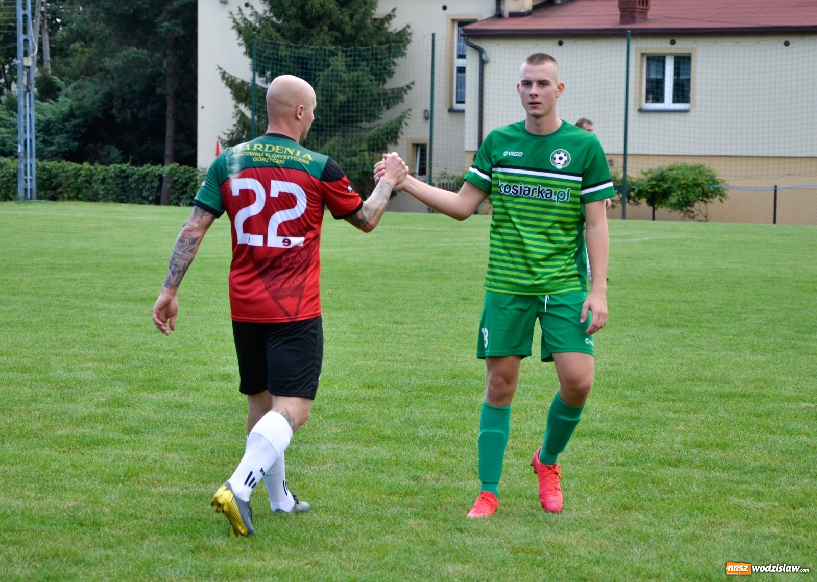 Zdjęcie w galerii na portalu naszwodzislaw.com: Czarni rozbili Tworków i zostali liderem [FOTO] wiadomości z regionu