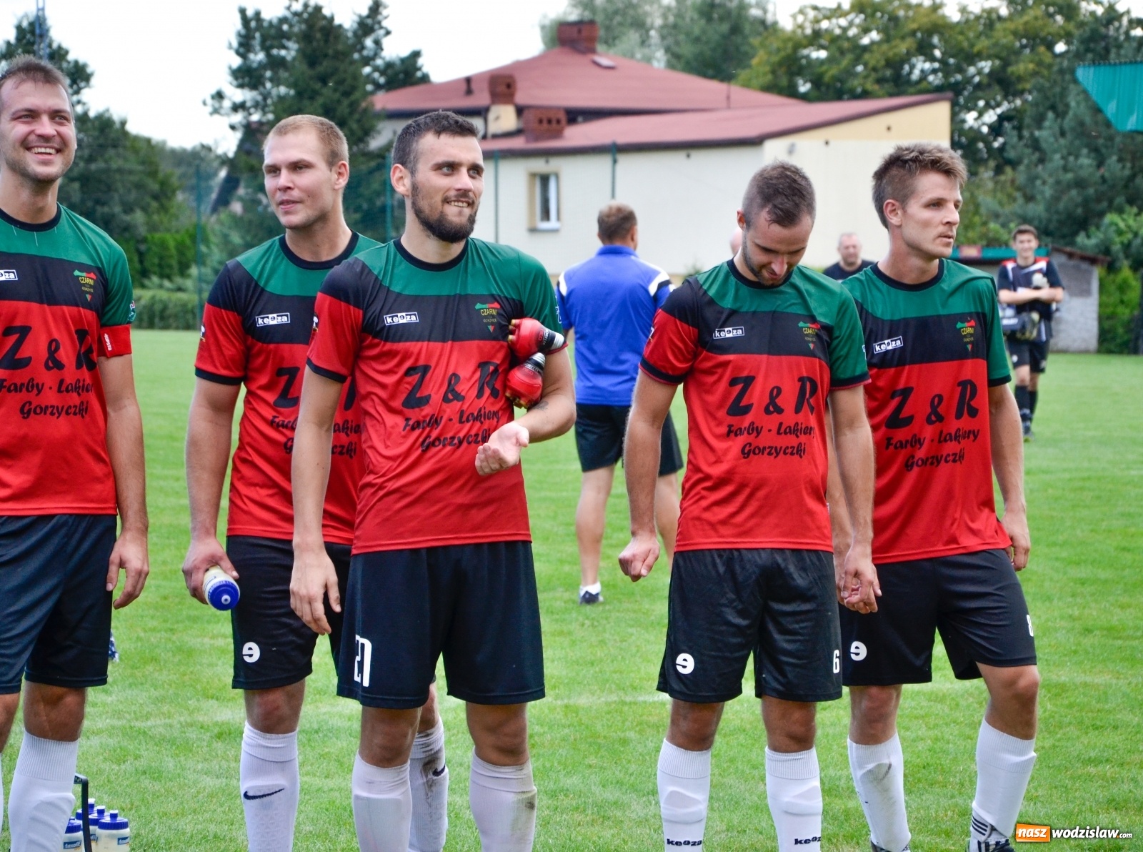 Zdjęcie w galerii na portalu naszwodzislaw.com: Czarni rozbili Tworków i zostali liderem [FOTO] wiadomości z regionu