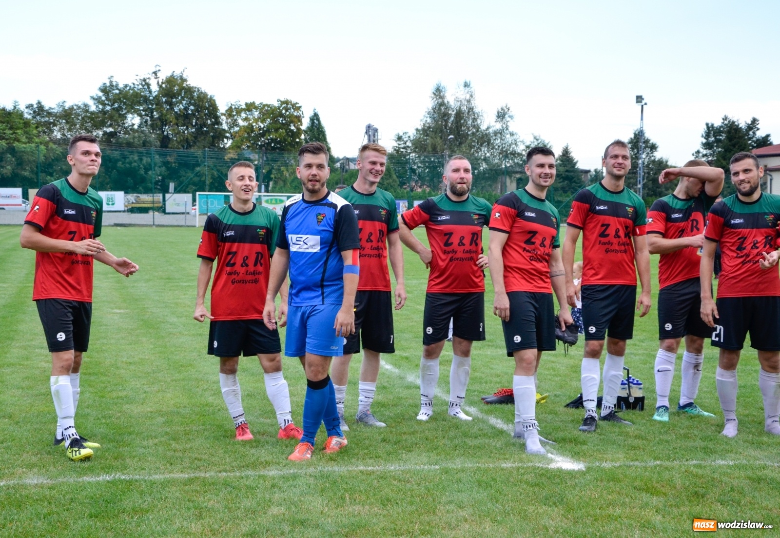 Zdjęcie w galerii na portalu naszwodzislaw.com: Czarni rozbili Tworków i zostali liderem [FOTO] wiadomości z regionu