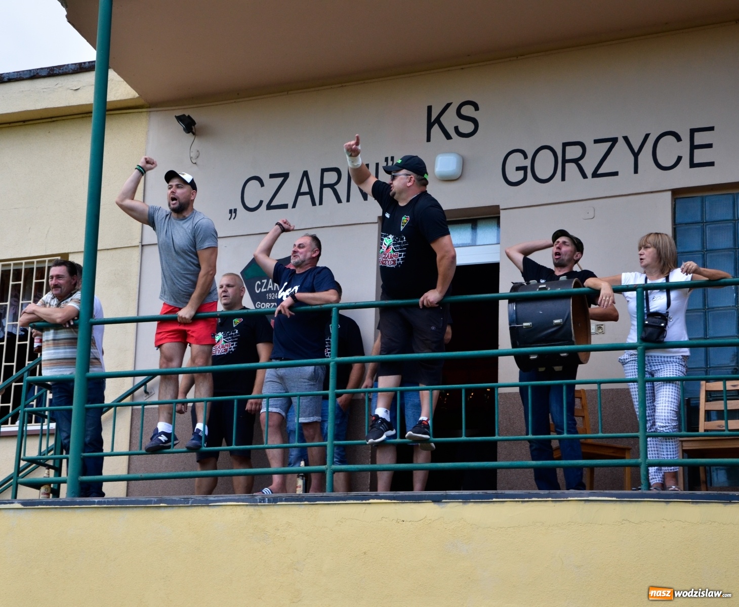 Zdjęcie w galerii na portalu naszwodzislaw.com: Czarni rozbili Tworków i zostali liderem [FOTO] wiadomości z regionu