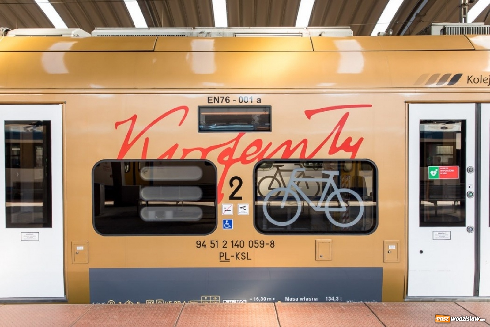 Zdjęcie w galerii na portalu naszwodzislaw.com: W Kolejach Śląskich zapłacisz kartą lub BLIKiem  wiadomości z regionu