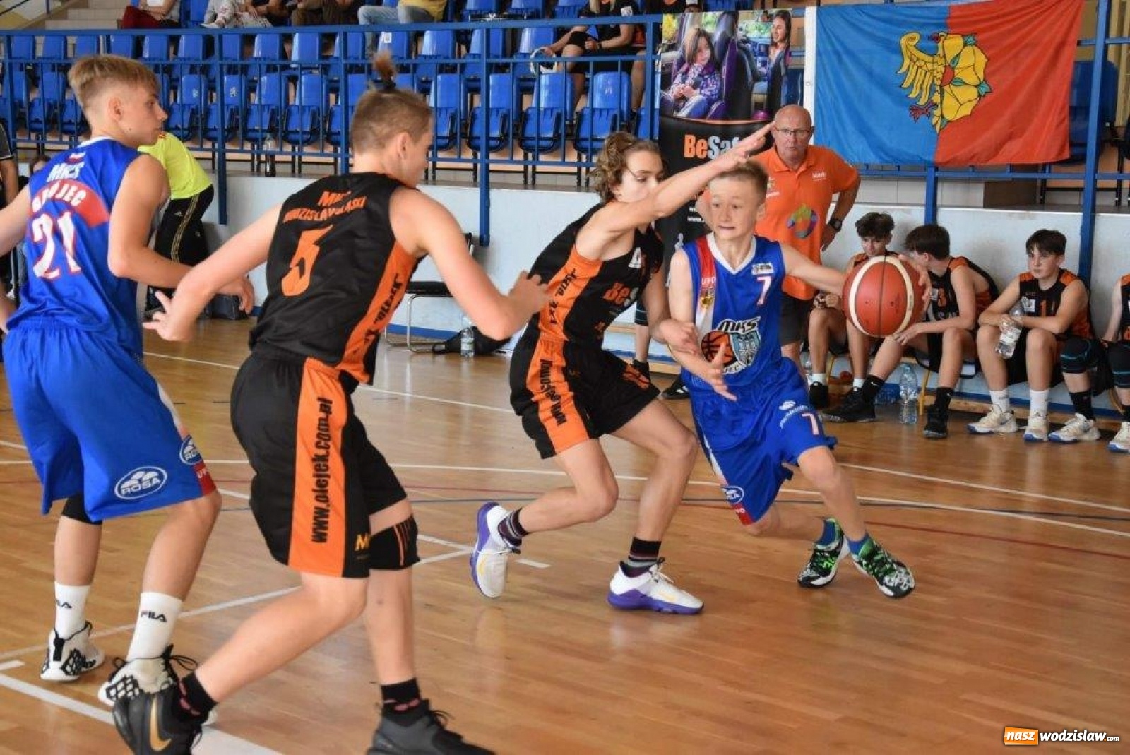 Zdjęcie w galerii na portalu naszwodzislaw.com: Dobry występ koszykarzy MKS Wodzisław w nieoficjalnych mistrzostwach Polski w Radomiu [FOTO] wiadomości z regionu