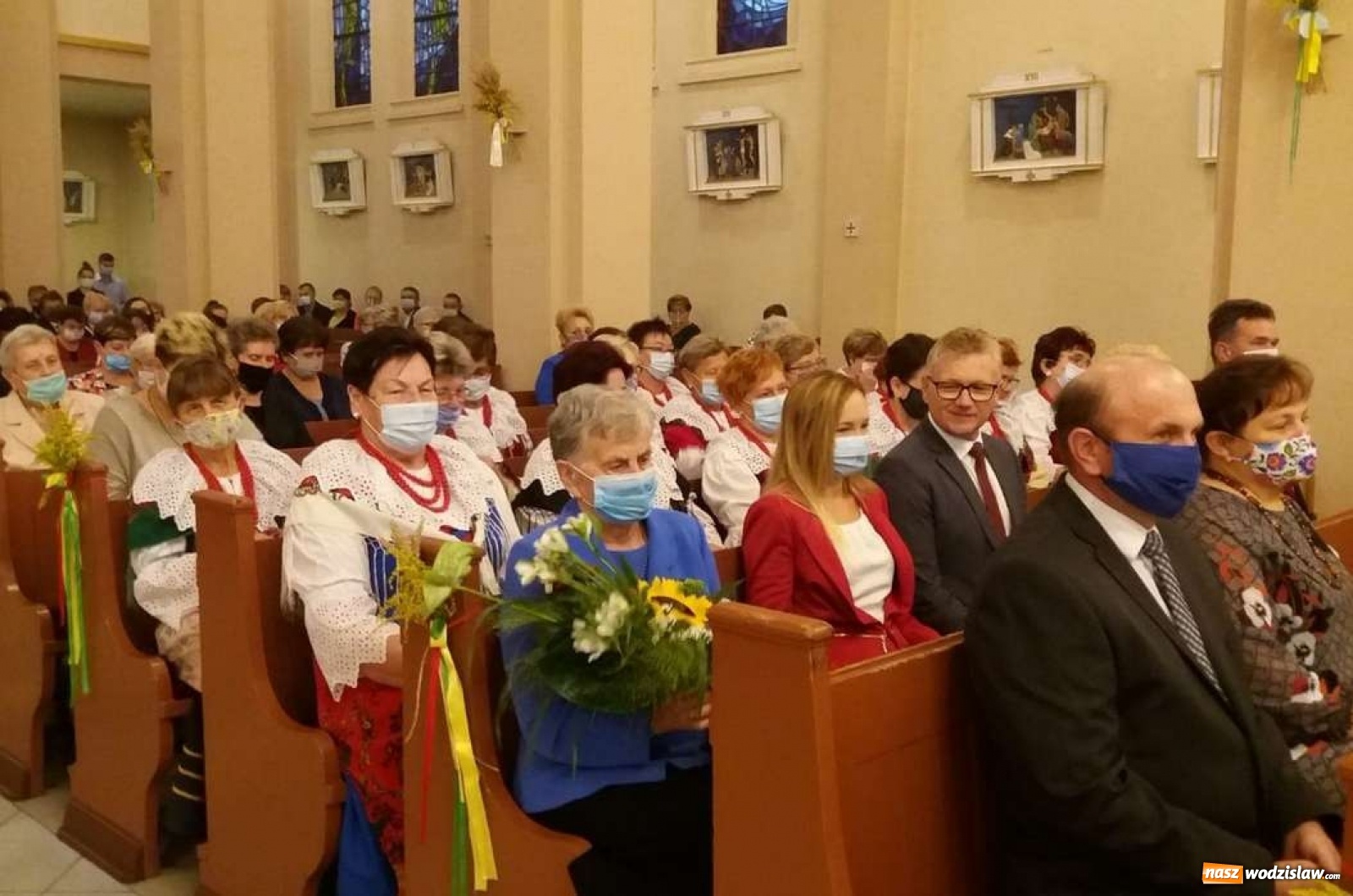 Zdjęcie w galerii na portalu naszwodzislaw.com: Gmina Mszana dziękowała za plony [FOTO] wiadomości z regionu