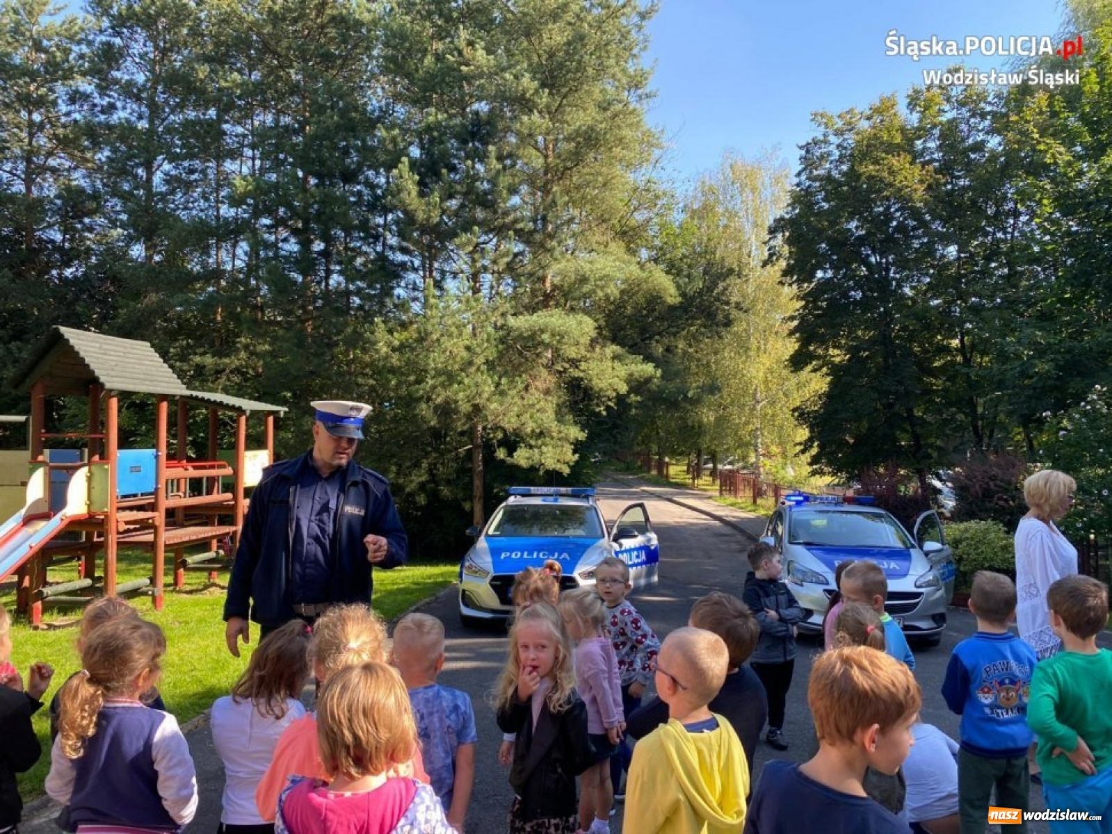 Zdjęcie w galerii na portalu naszwodzislaw.com: Policjanci rozmawiali o bezpieczeństwie z najmłodszymi wiadomości z regionu