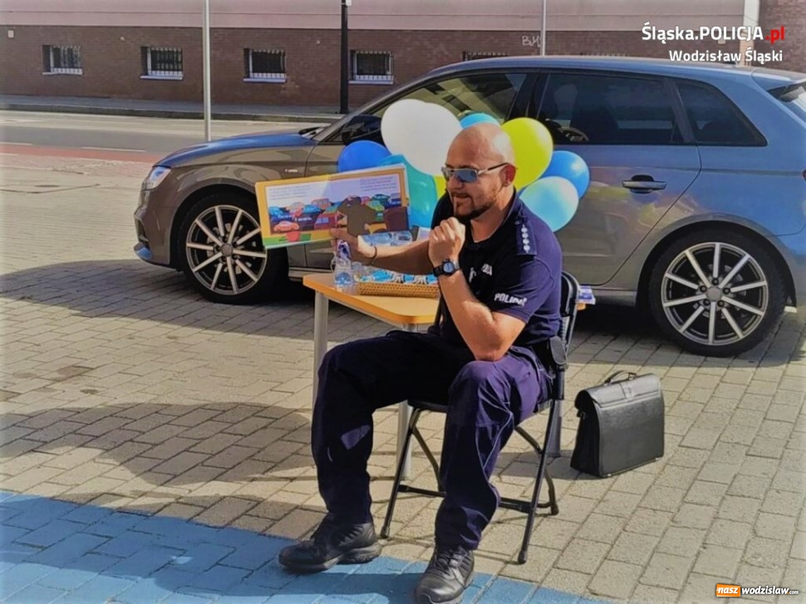 Zdjęcie w galerii na portalu naszwodzislaw.com: Policjanci rozmawiali o bezpieczeństwie z najmłodszymi wiadomości z regionu