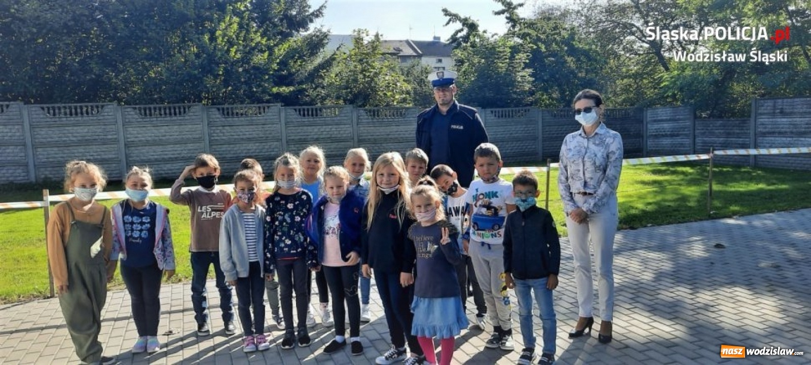Zdjęcie w galerii na portalu naszwodzislaw.com: Policjanci rozmawiali o bezpieczeństwie z najmłodszymi wiadomości z regionu