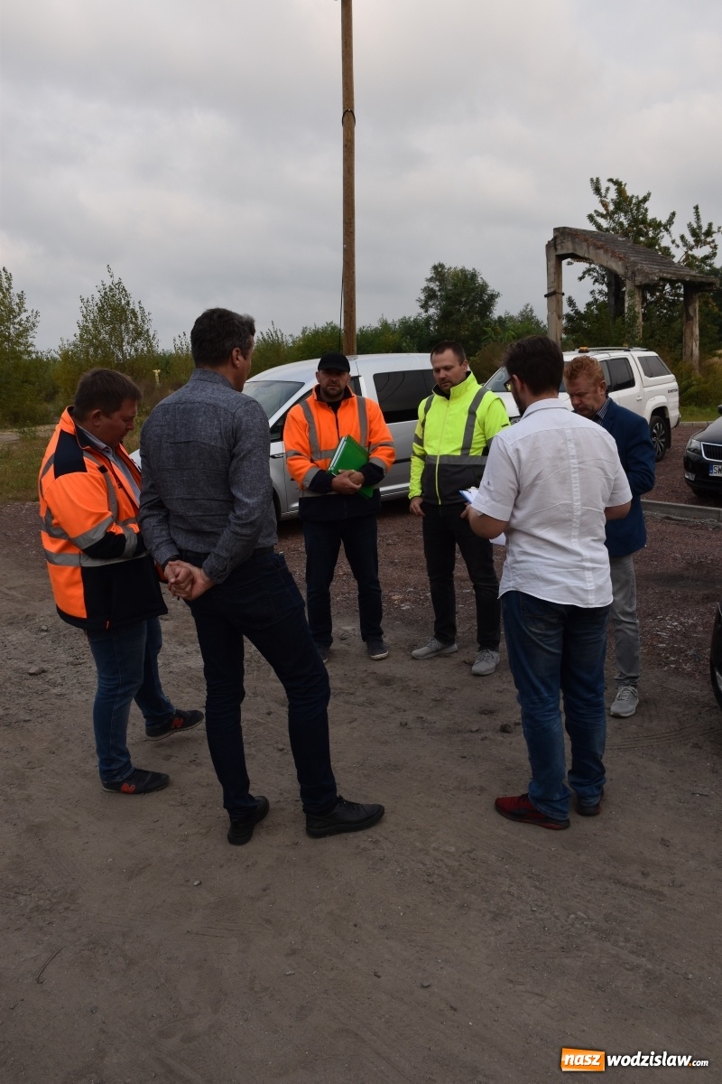 Zdjęcie w galerii na portalu naszwodzislaw.com: Drogi na terenach po KWK 1 Maja. Teren przekazany wykonawcy wiadomości z regionu