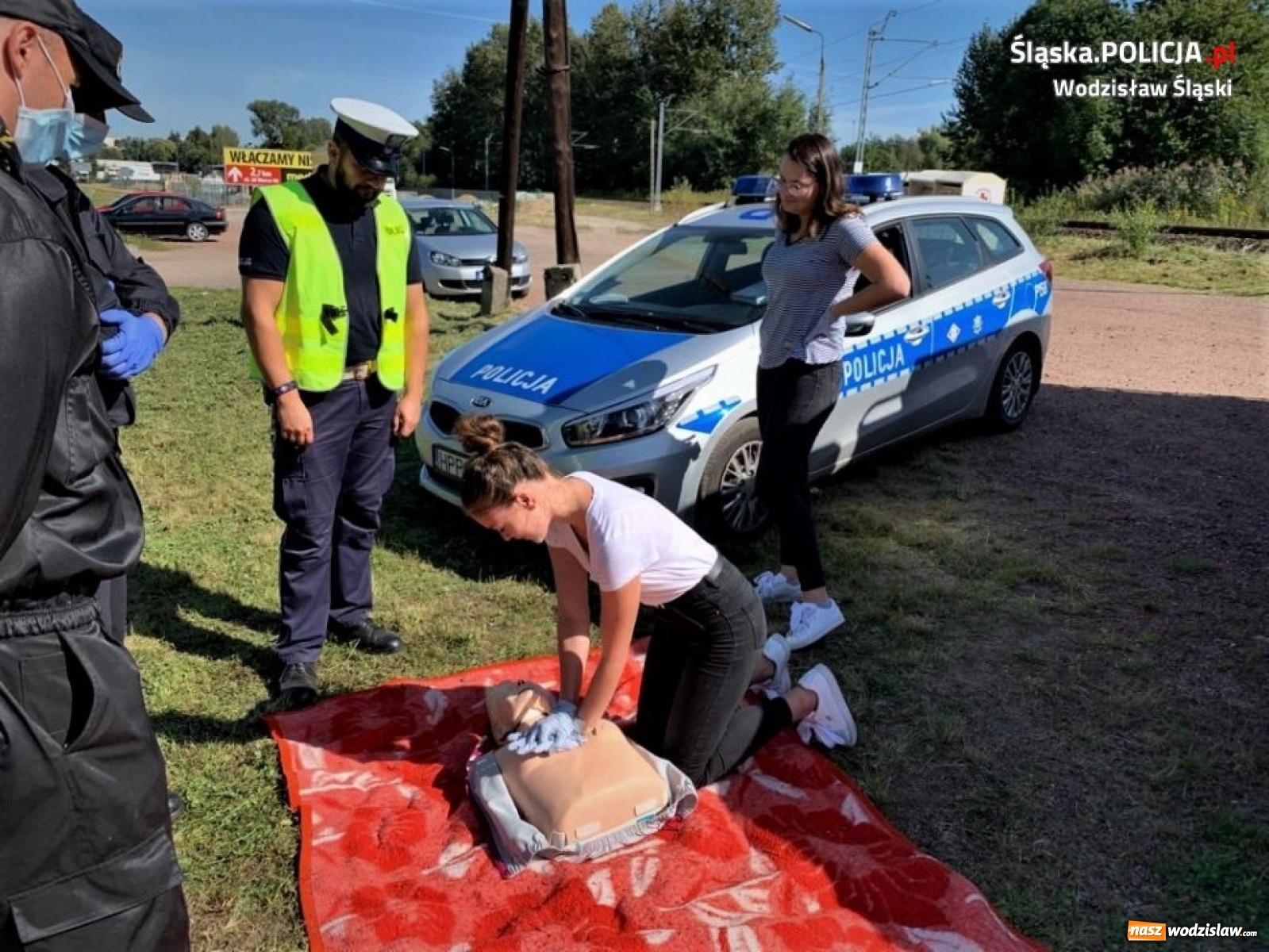 Zdjęcie w galerii na portalu naszwodzislaw.com: Road Safety Days. Wspólne działania policjantów i strażaków wiadomości z regionu