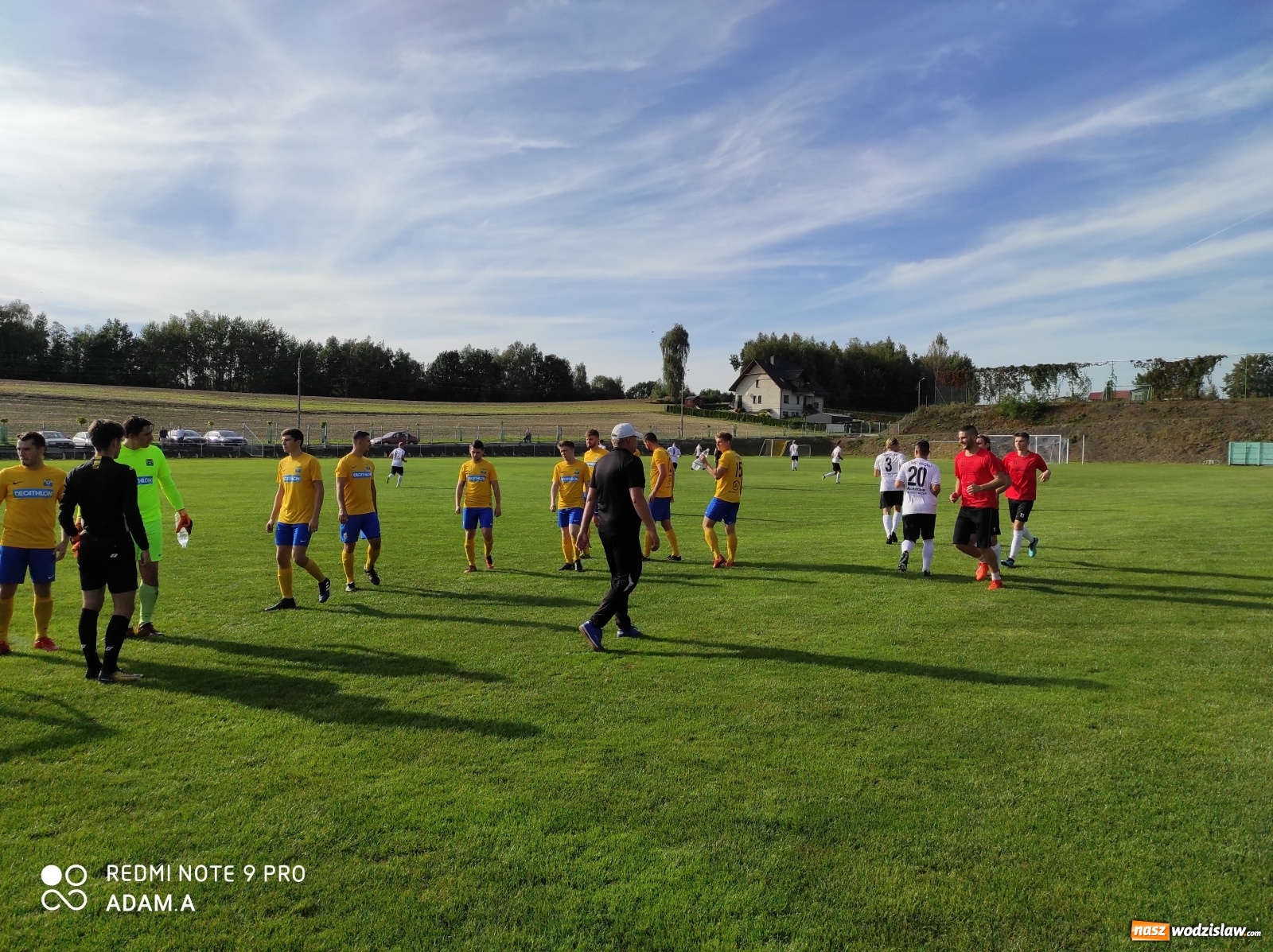 Zdjęcie w galerii na portalu naszwodzislaw.com: Mszański Start świętował awans wiadomości z regionu