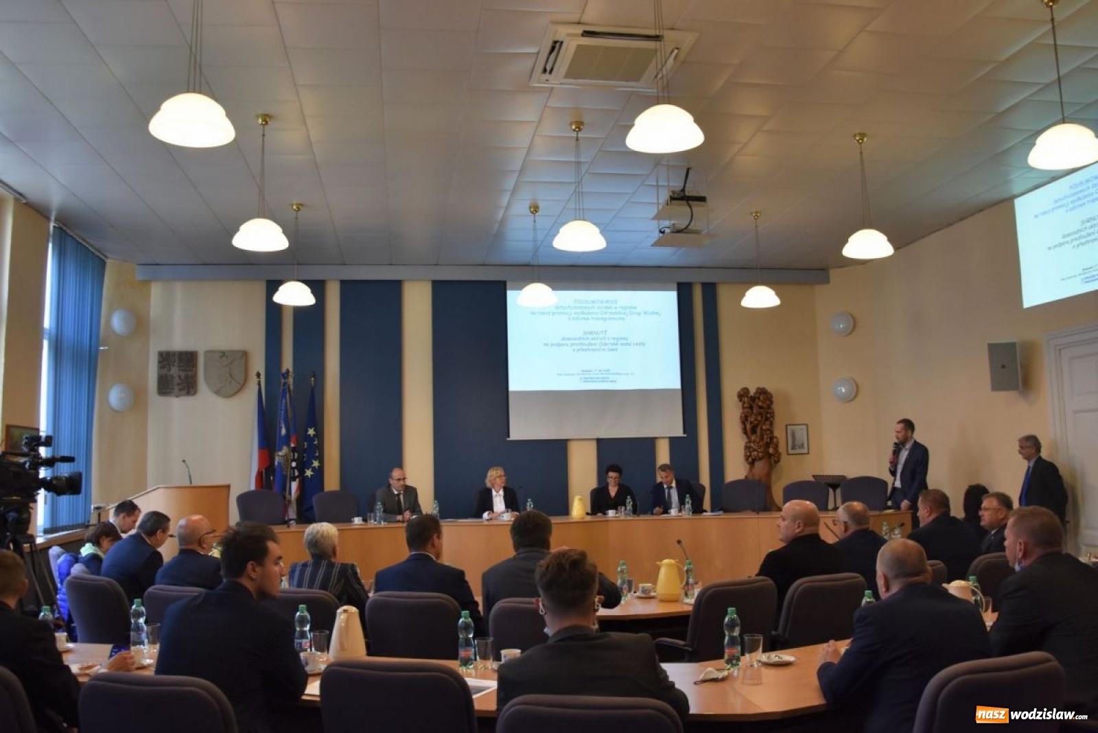 Zdjęcie w galerii na portalu naszwodzislaw.com: Rozmowy o kanale Odra – Dunaj wiadomości z regionu