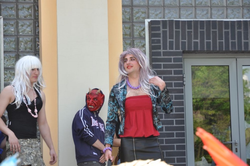 Zdjęcie w galerii na portalu naszwodzislaw.com: Nasi bawili się dzisiaj u sąsiadów wiadomości z regionu