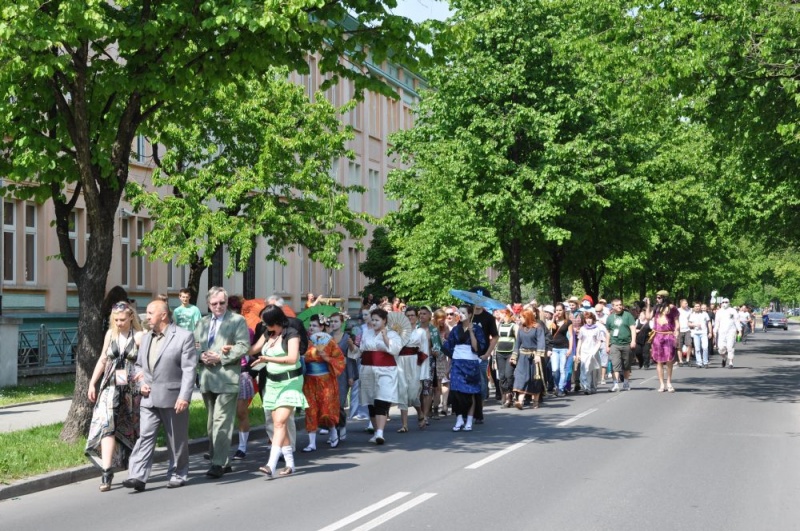 Zdjęcie w galerii na portalu naszwodzislaw.com: Nasi bawili się dzisiaj u sąsiadów wiadomości z regionu