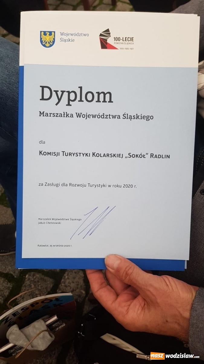 Zdjęcie w galerii na portalu naszwodzislaw.com: Radliński Sokół wyróżniony za zasługi dla turystyki wiadomości z regionu