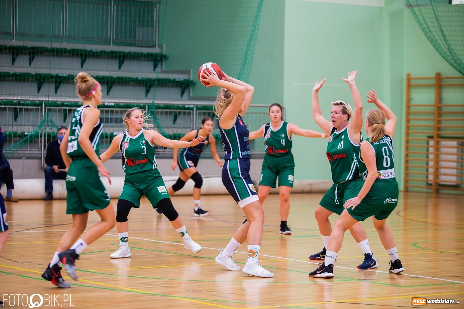 Zdjęcie w galerii na portalu naszwodzislaw.com: Wodzisławska Olimpia zwycięska w Raciborzu [FOTO] wiadomości z regionu