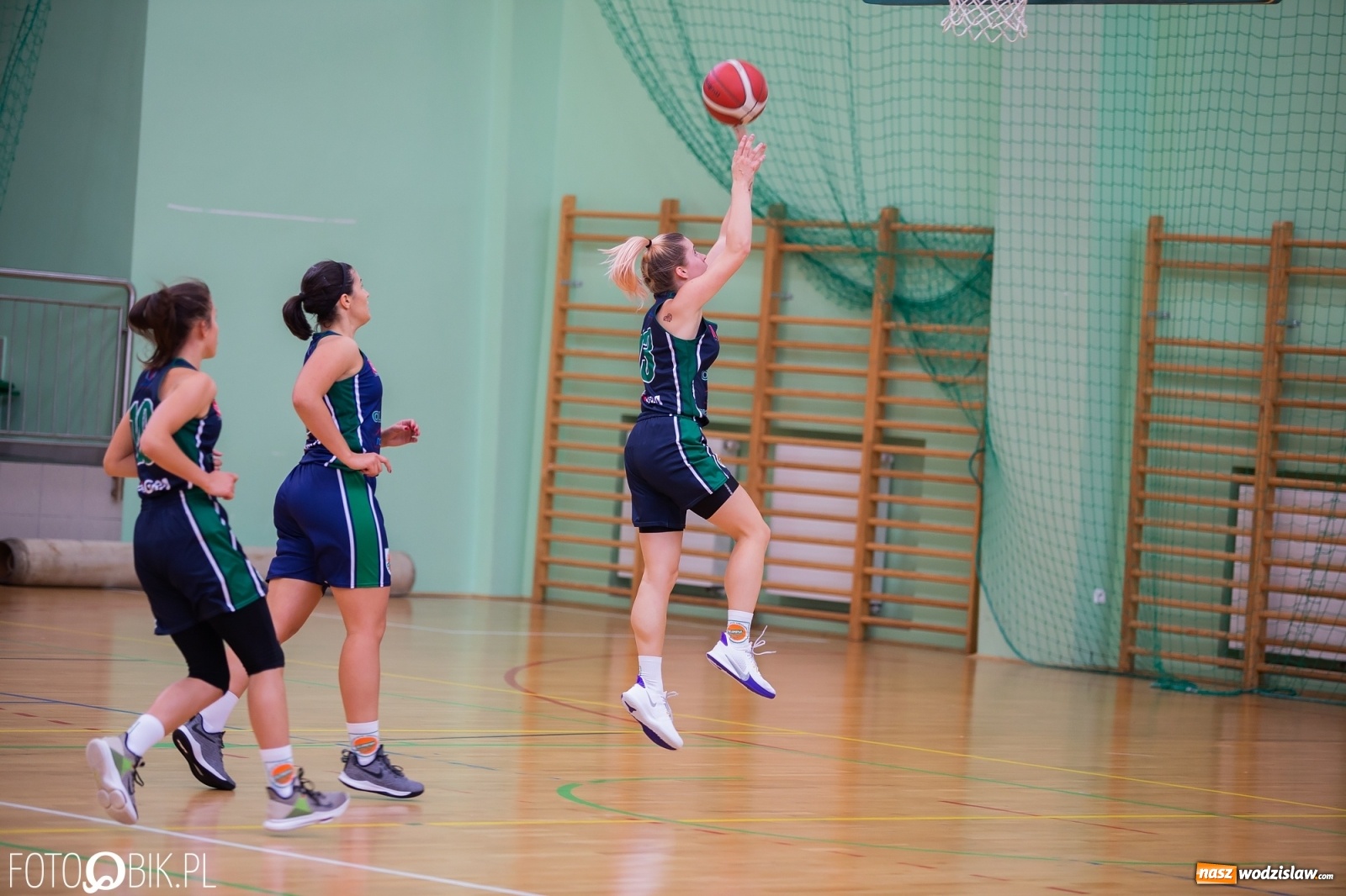 Zdjęcie w galerii na portalu naszwodzislaw.com: Wodzisławska Olimpia zwycięska w Raciborzu [FOTO] wiadomości z regionu