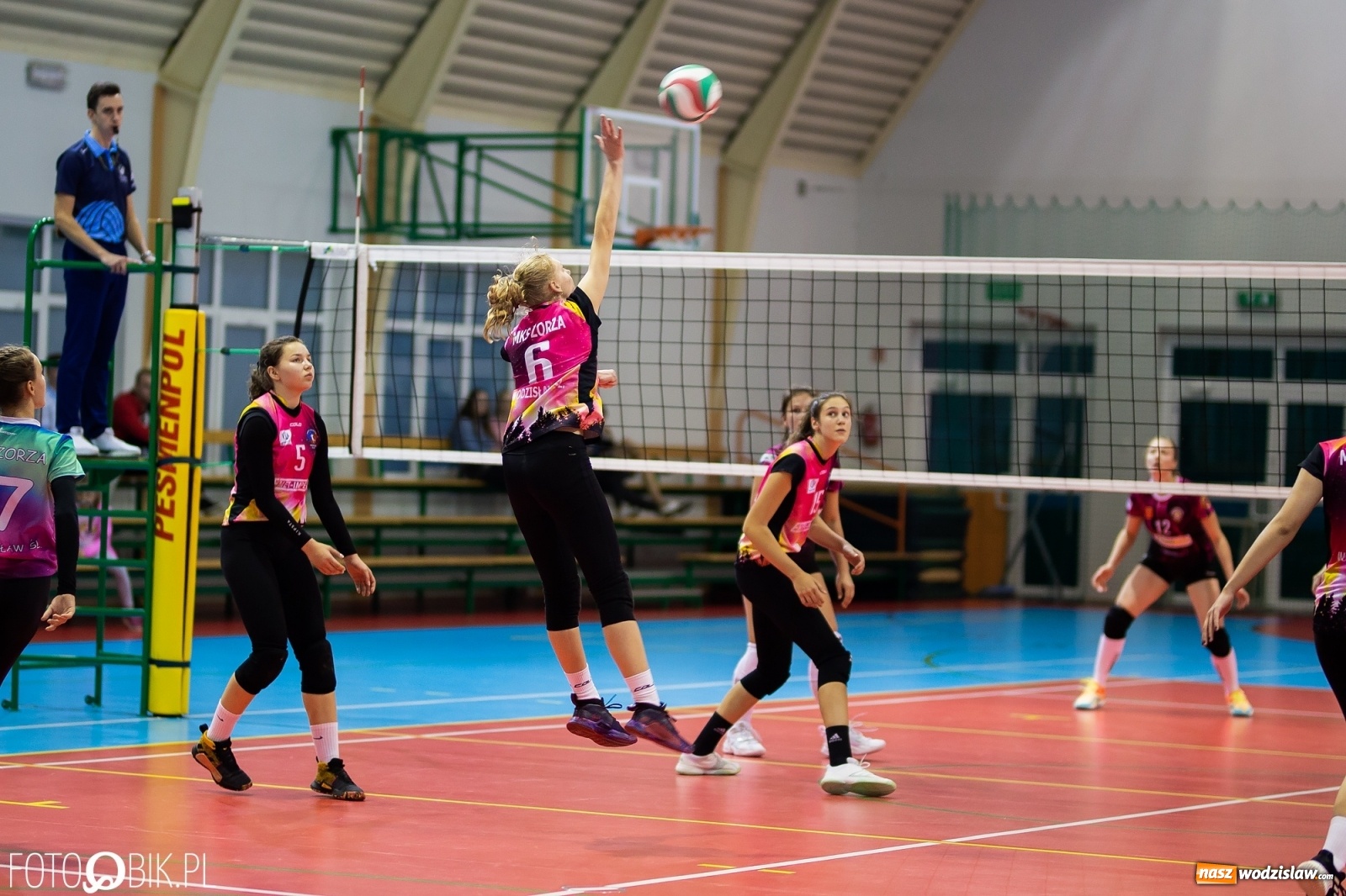 Zdjęcie w galerii na portalu naszwodzislaw.com: Wodzisławska Zorza wróciła z Krzanowic na tarczy [FOTO] wiadomości z regionu