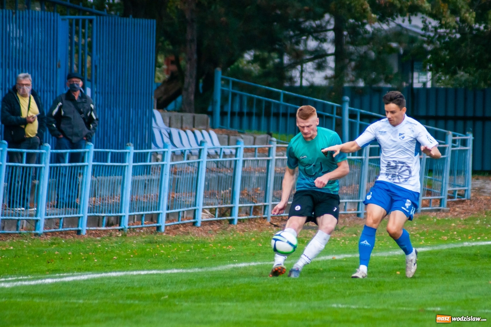 Zdjęcie w galerii na portalu naszwodzislaw.com: Tomasz Kukla uratował punkt dla Czarnych z Gorzyc [FOTO] wiadomości z regionu