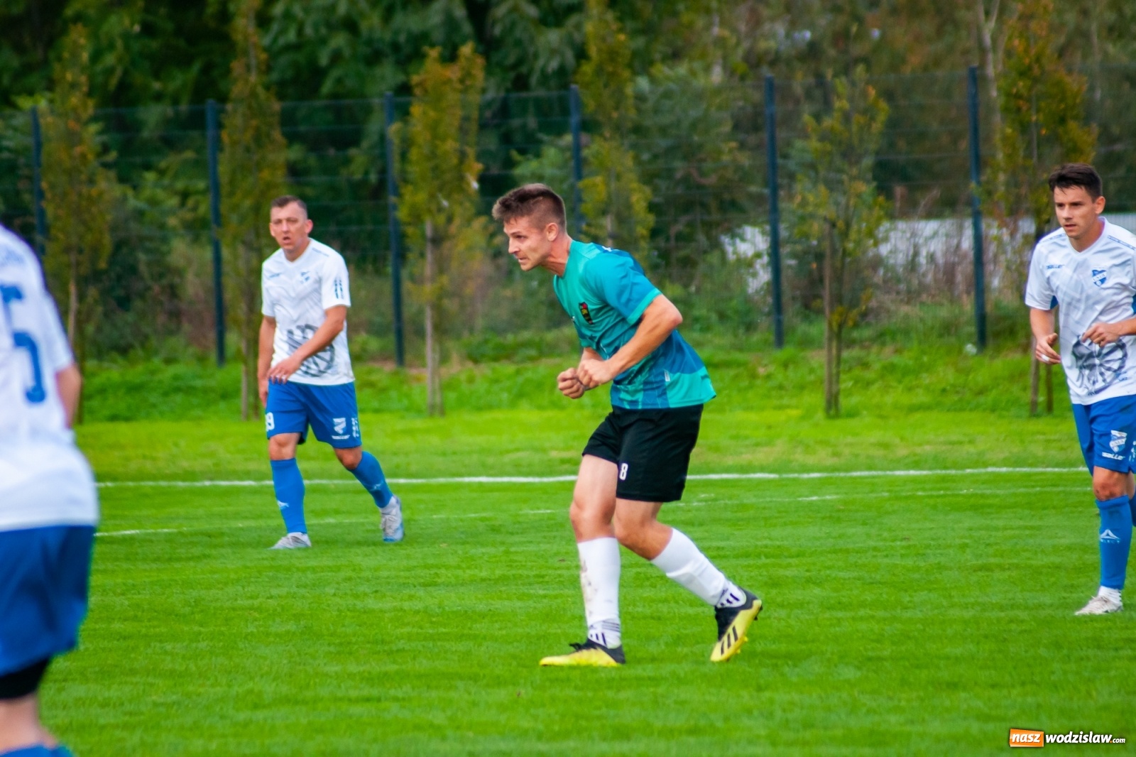 Zdjęcie w galerii na portalu naszwodzislaw.com: Tomasz Kukla uratował punkt dla Czarnych z Gorzyc [FOTO] wiadomości z regionu