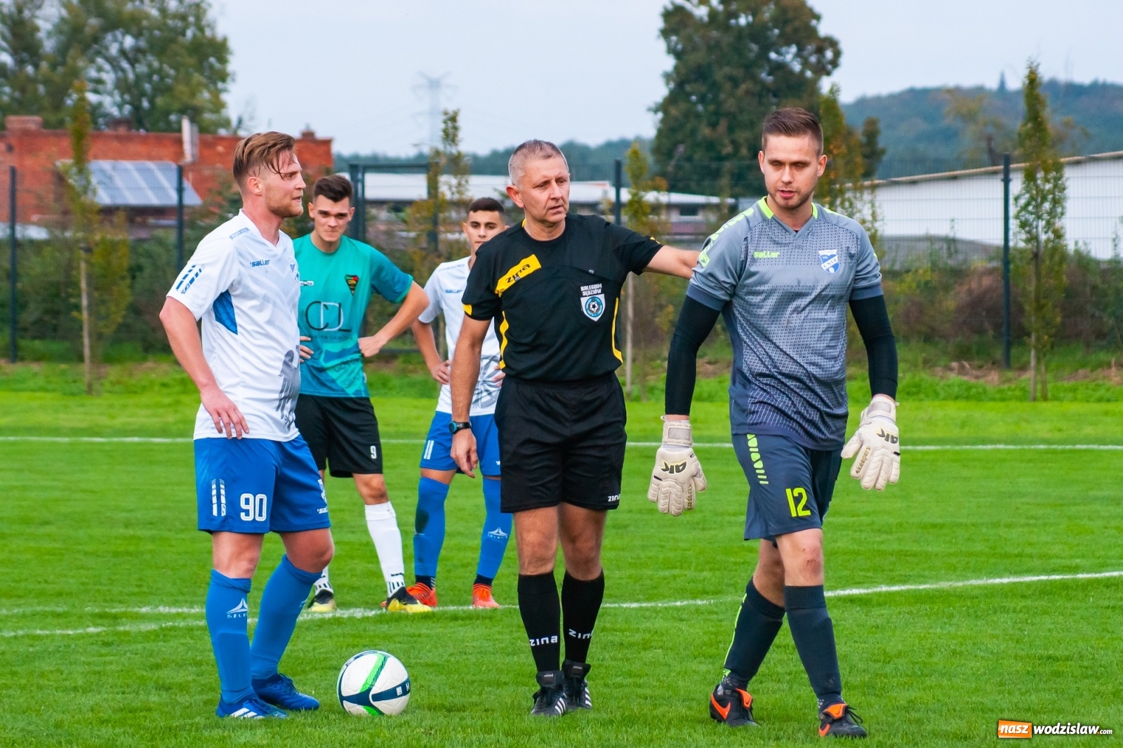 Zdjęcie w galerii na portalu naszwodzislaw.com: Tomasz Kukla uratował punkt dla Czarnych z Gorzyc [FOTO] wiadomości z regionu
