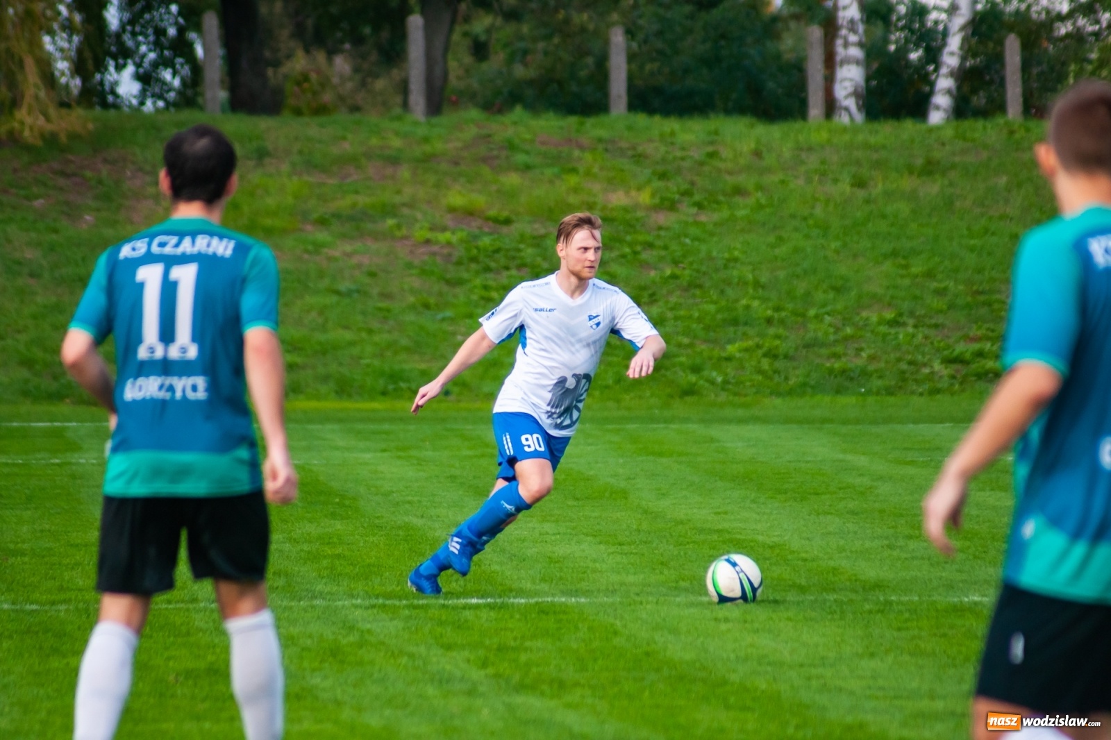 Zdjęcie w galerii na portalu naszwodzislaw.com: Tomasz Kukla uratował punkt dla Czarnych z Gorzyc [FOTO] wiadomości z regionu