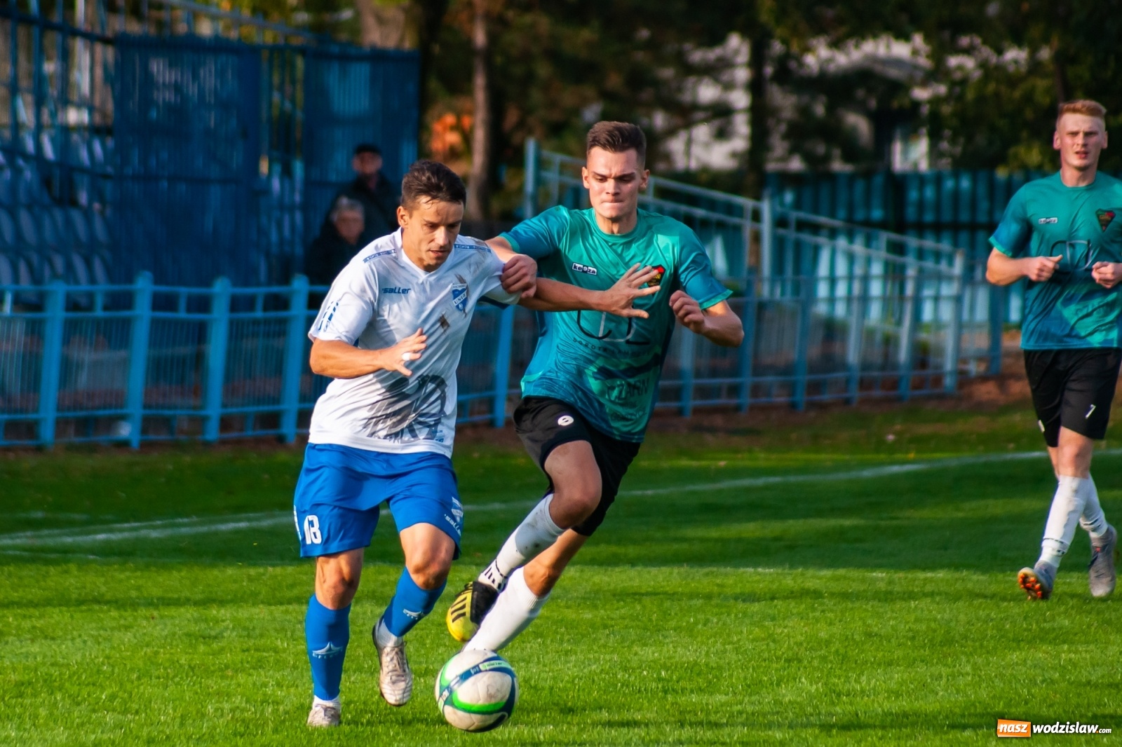 Zdjęcie w galerii na portalu naszwodzislaw.com: Tomasz Kukla uratował punkt dla Czarnych z Gorzyc [FOTO] wiadomości z regionu