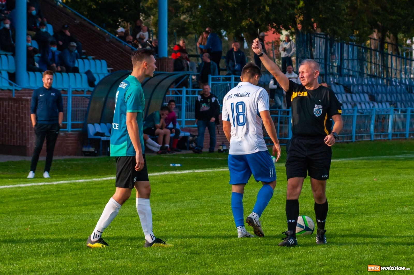 Zdjęcie w galerii na portalu naszwodzislaw.com: Tomasz Kukla uratował punkt dla Czarnych z Gorzyc [FOTO] wiadomości z regionu