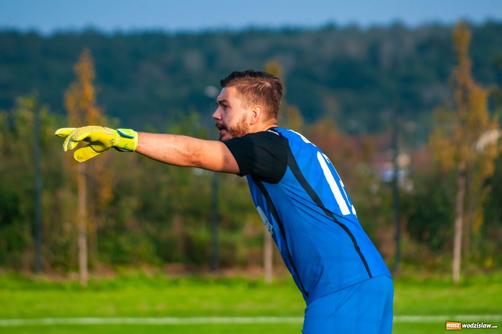 Zdjęcie w galerii na portalu naszwodzislaw.com: Tomasz Kukla uratował punkt dla Czarnych z Gorzyc [FOTO] wiadomości z regionu