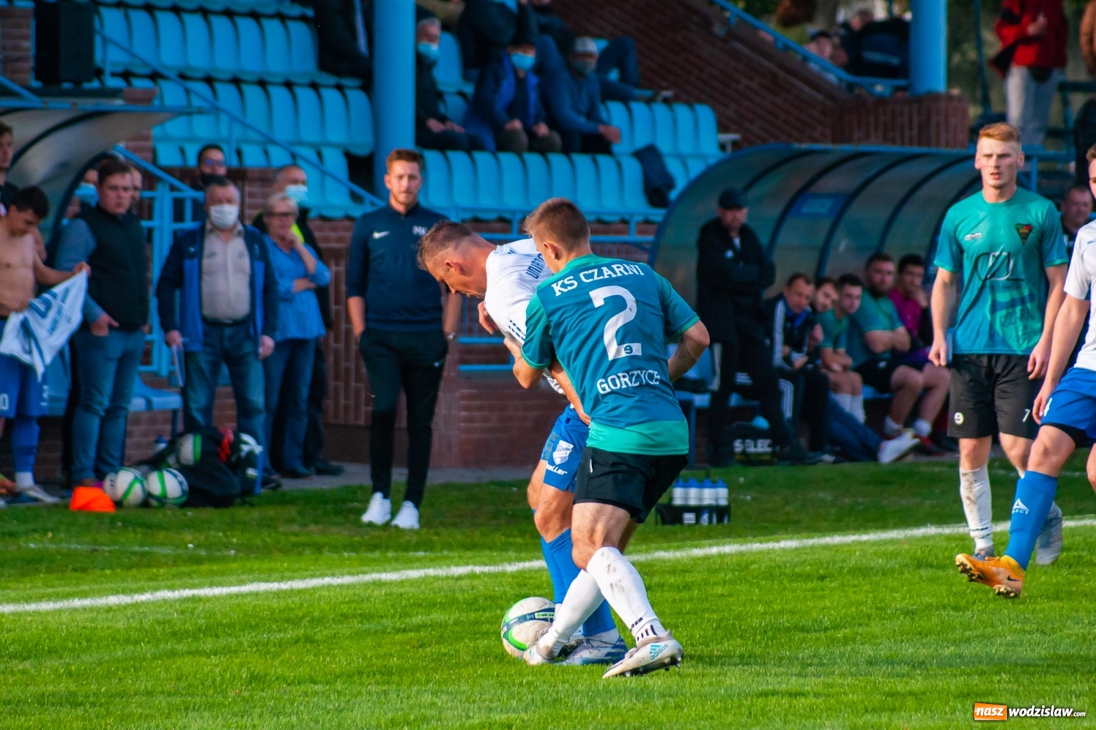 Zdjęcie w galerii na portalu naszwodzislaw.com: Tomasz Kukla uratował punkt dla Czarnych z Gorzyc [FOTO] wiadomości z regionu