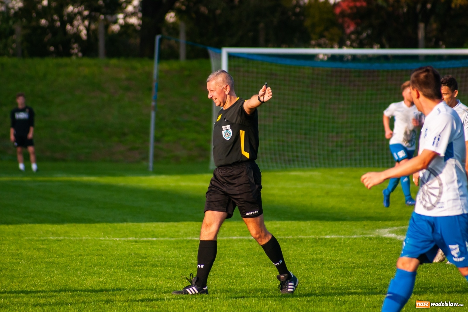 Zdjęcie w galerii na portalu naszwodzislaw.com: Tomasz Kukla uratował punkt dla Czarnych z Gorzyc [FOTO] wiadomości z regionu