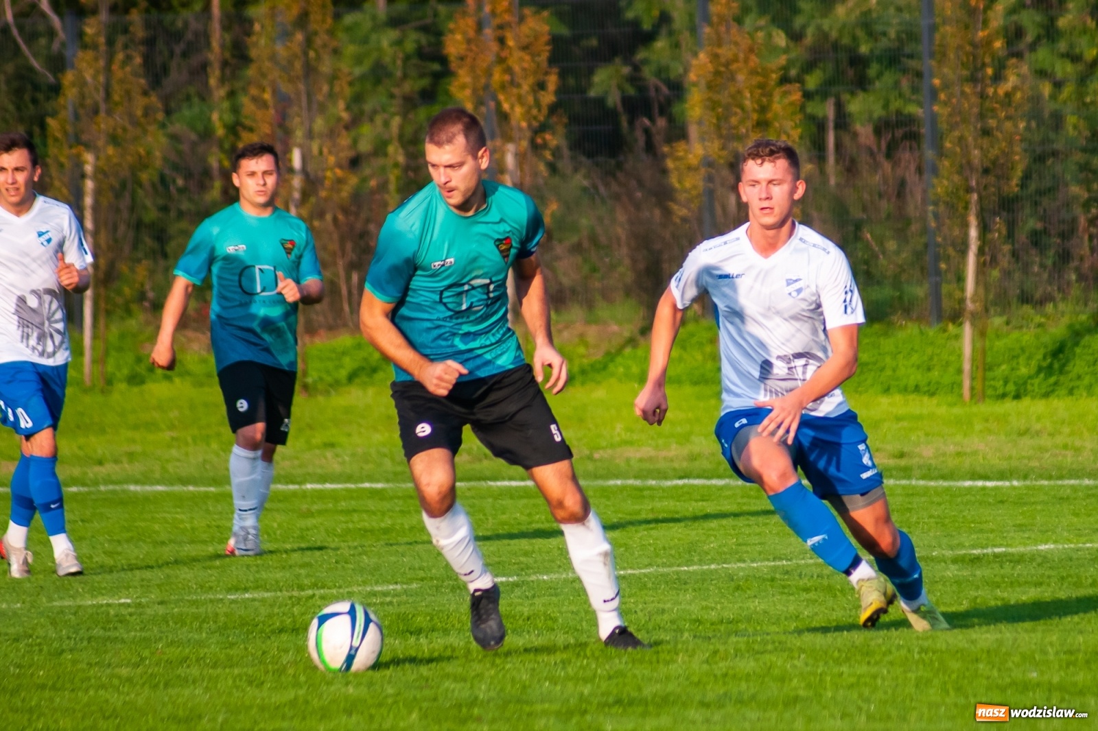 Zdjęcie w galerii na portalu naszwodzislaw.com: Tomasz Kukla uratował punkt dla Czarnych z Gorzyc [FOTO] wiadomości z regionu