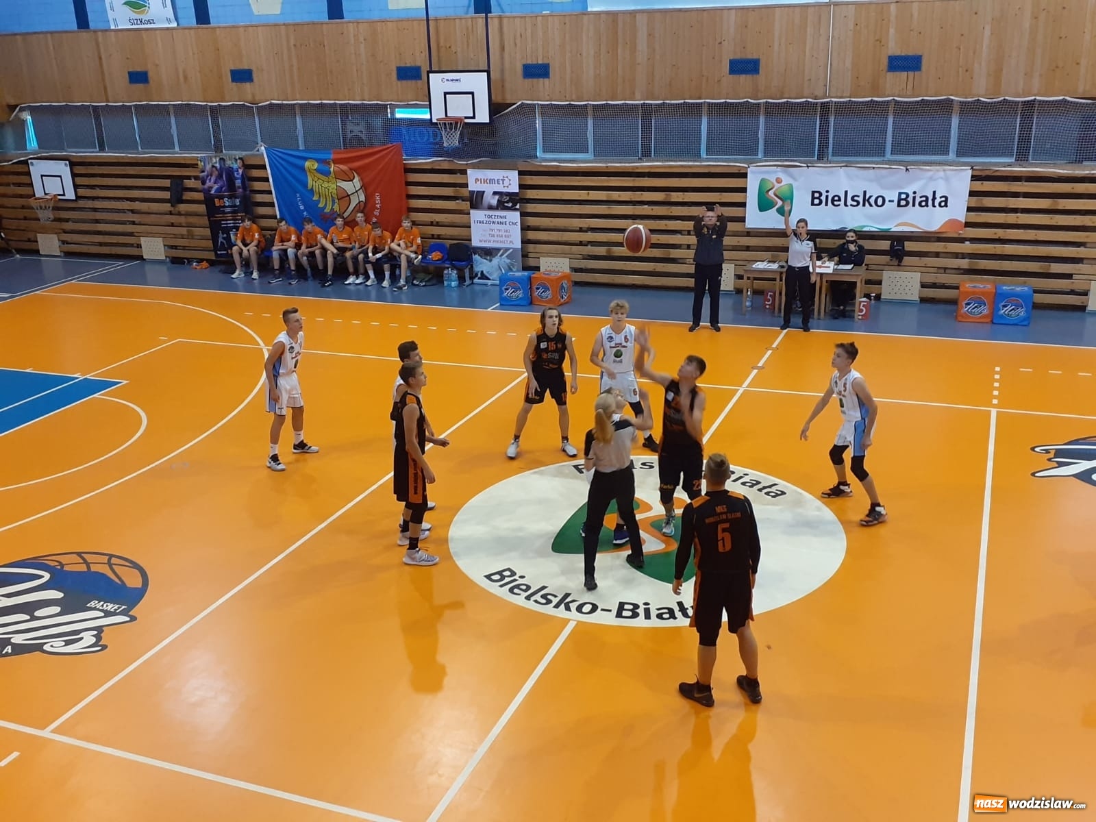 Zdjęcie w galerii na portalu naszwodzislaw.com: Koszykarze MKS Wodzisław Śląski z kolejną wygraną wiadomości z regionu