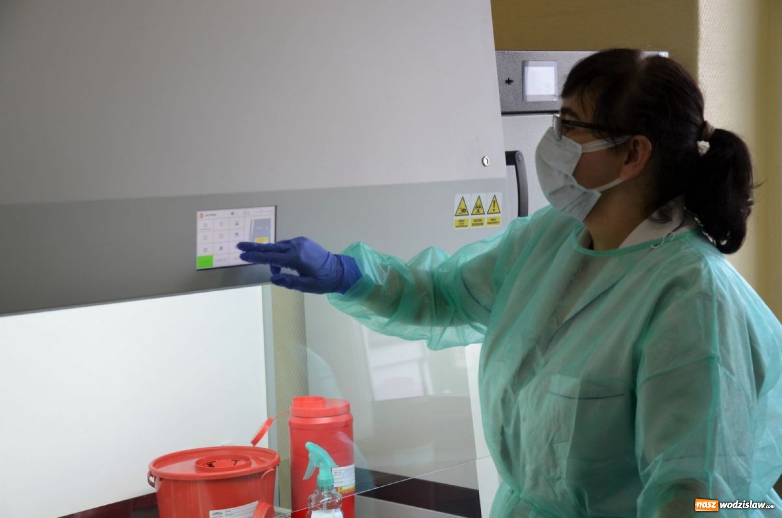 Zdjęcie w galerii na portalu naszwodzislaw.com: W wodzisławskim szpitalu podziękowano za sprzęt do wykrywania COVID-19 wiadomości z regionu