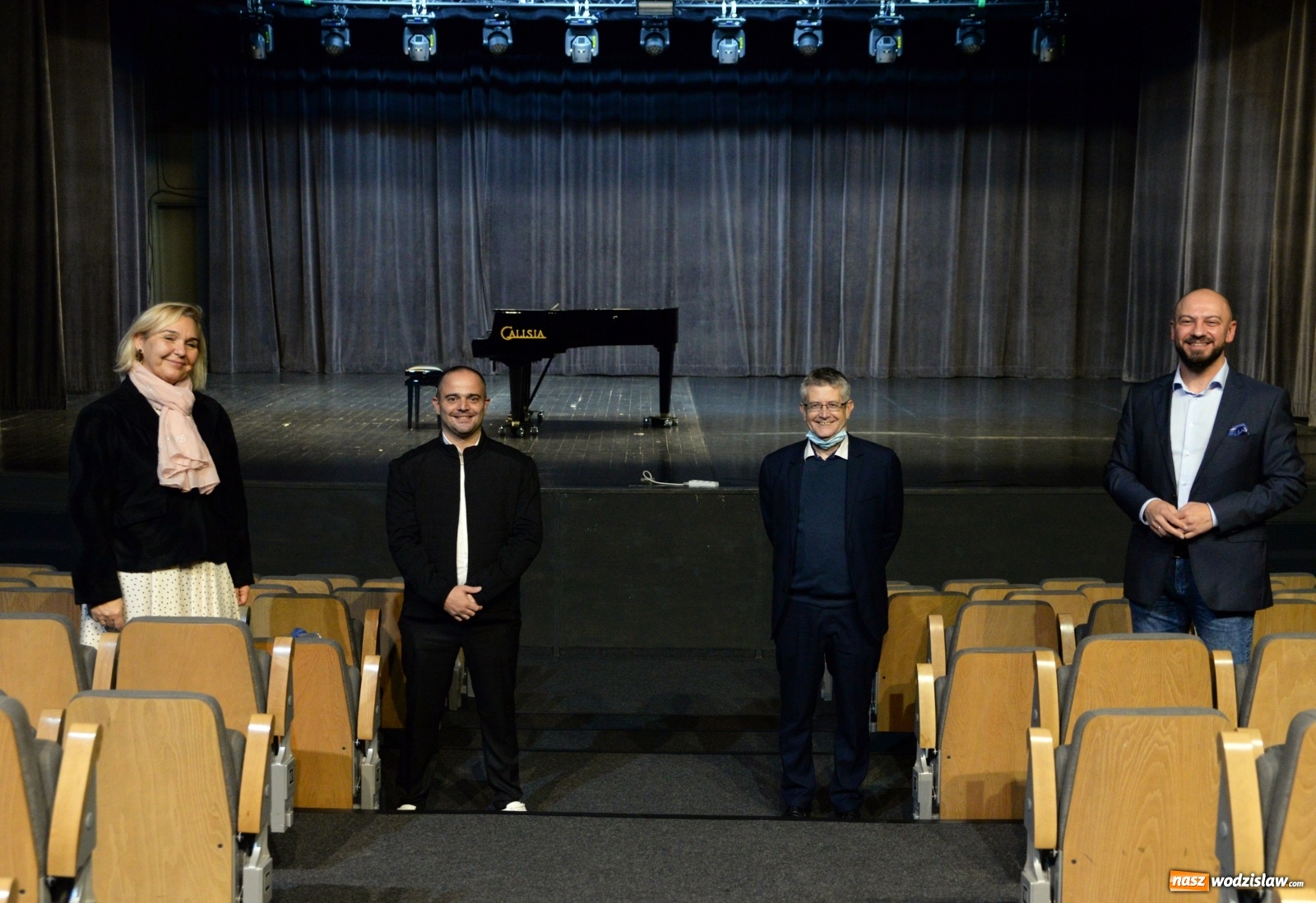 Zdjęcie w galerii na portalu naszwodzislaw.com: Francuska delegacja w WCK wiadomości z regionu