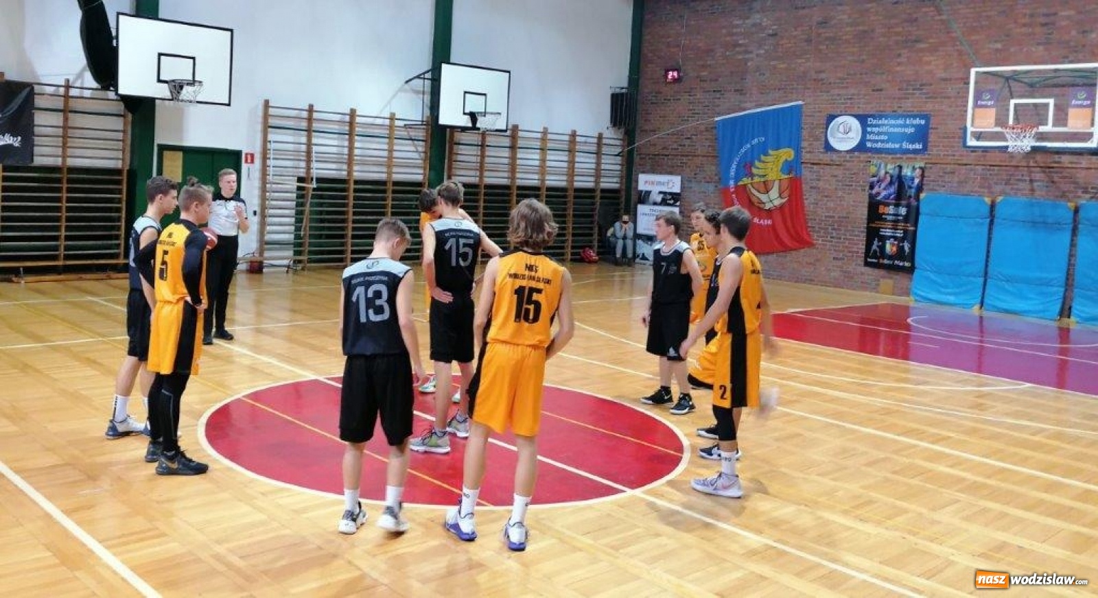 Zdjęcie w galerii na portalu naszwodzislaw.com: Zdecydowane zwycięstwo koszykarzy MKS Wodzisław z MUKK Pszczyna wiadomości z regionu