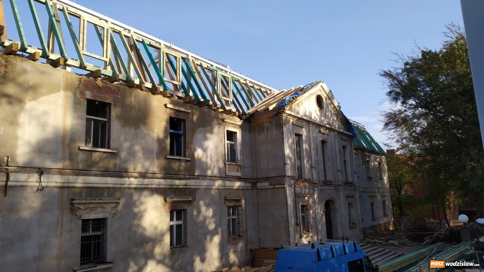 Zdjęcie w galerii na portalu naszwodzislaw.com: Intensywne prace w Pałacu Dietrichsteinów wiadomości z regionu