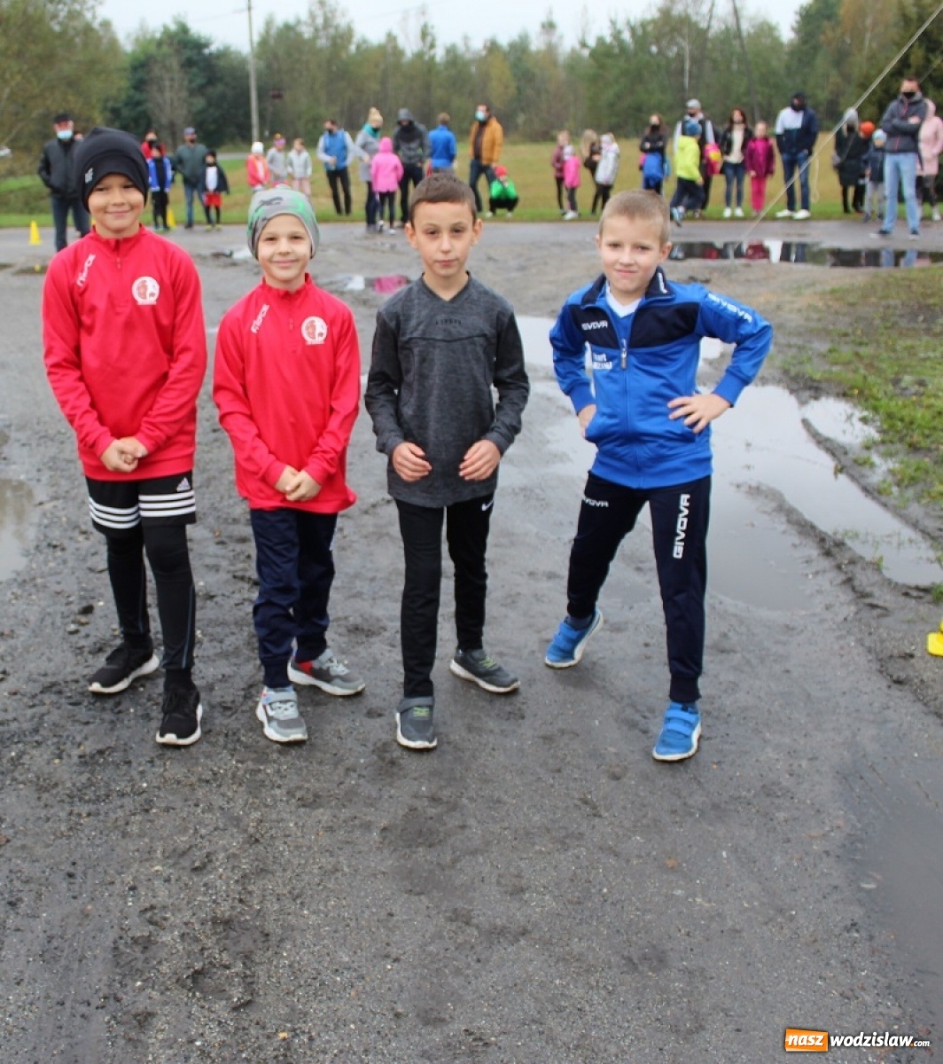 Zdjęcie w galerii na portalu naszwodzislaw.com: XVIII edycja Gminnego Biegu Ulicznego w Mszanie za nami [FOTO] wiadomości z regionu