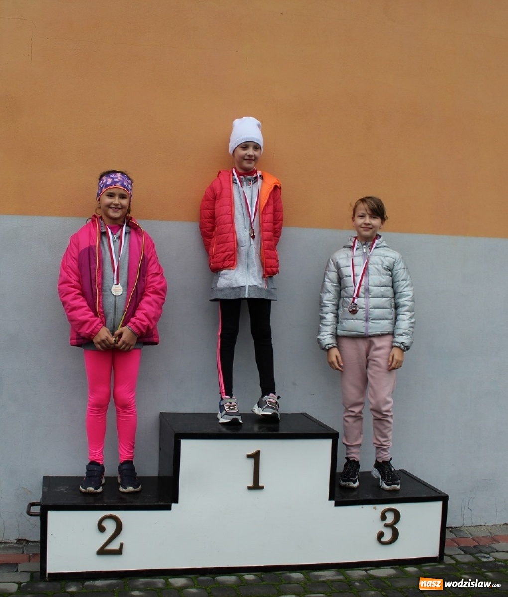 Zdjęcie w galerii na portalu naszwodzislaw.com: XVIII edycja Gminnego Biegu Ulicznego w Mszanie za nami [FOTO] wiadomości z regionu