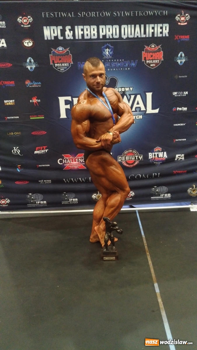 Zdjęcie w galerii na portalu naszwodzislaw.com: Kolejne sukcesy Dawida Cnoty, kulturysty z Czyżowic wiadomości z regionu