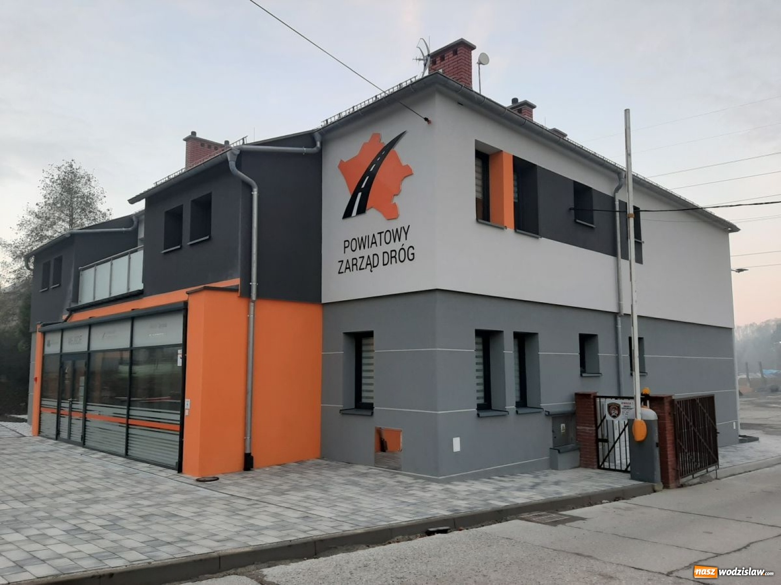 Zdjęcie w galerii na portalu naszwodzislaw.com: Powiatowy Zarząd Dróg bardziej eko wiadomości z regionu