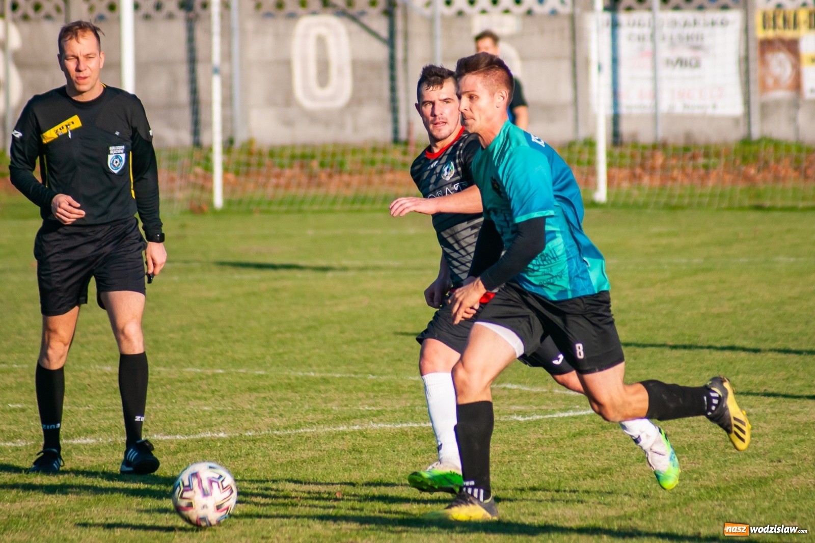 Zdjęcie w galerii na portalu naszwodzislaw.com: Klasa okręgowa. Czarni Gorzyce lepsi w hicie kolejki [FOTO] wiadomości z regionu