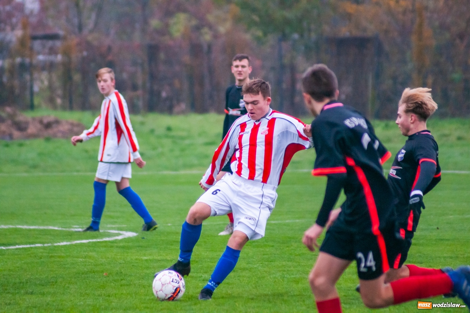Zdjęcie w galerii na portalu naszwodzislaw.com: Juniorzy starsi. Nieudana pogoń Gołkowic [FOTO i WIDEO] wiadomości z regionu