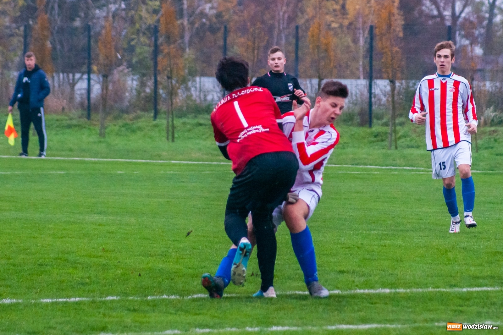 Zdjęcie w galerii na portalu naszwodzislaw.com: Juniorzy starsi. Nieudana pogoń Gołkowic [FOTO i WIDEO] wiadomości z regionu