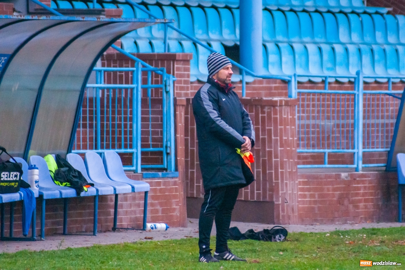 Zdjęcie w galerii na portalu naszwodzislaw.com: Juniorzy starsi. Nieudana pogoń Gołkowic [FOTO i WIDEO] wiadomości z regionu