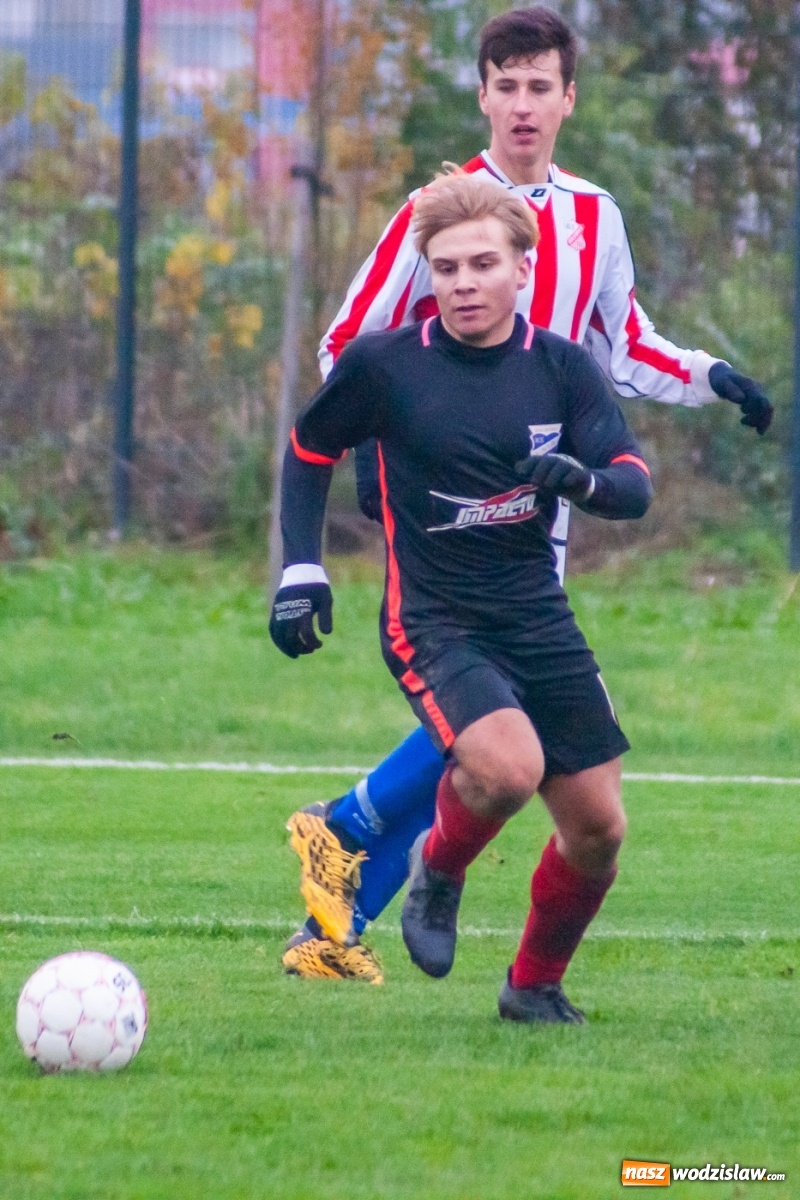 Zdjęcie w galerii na portalu naszwodzislaw.com: Juniorzy starsi. Nieudana pogoń Gołkowic [FOTO i WIDEO] wiadomości z regionu