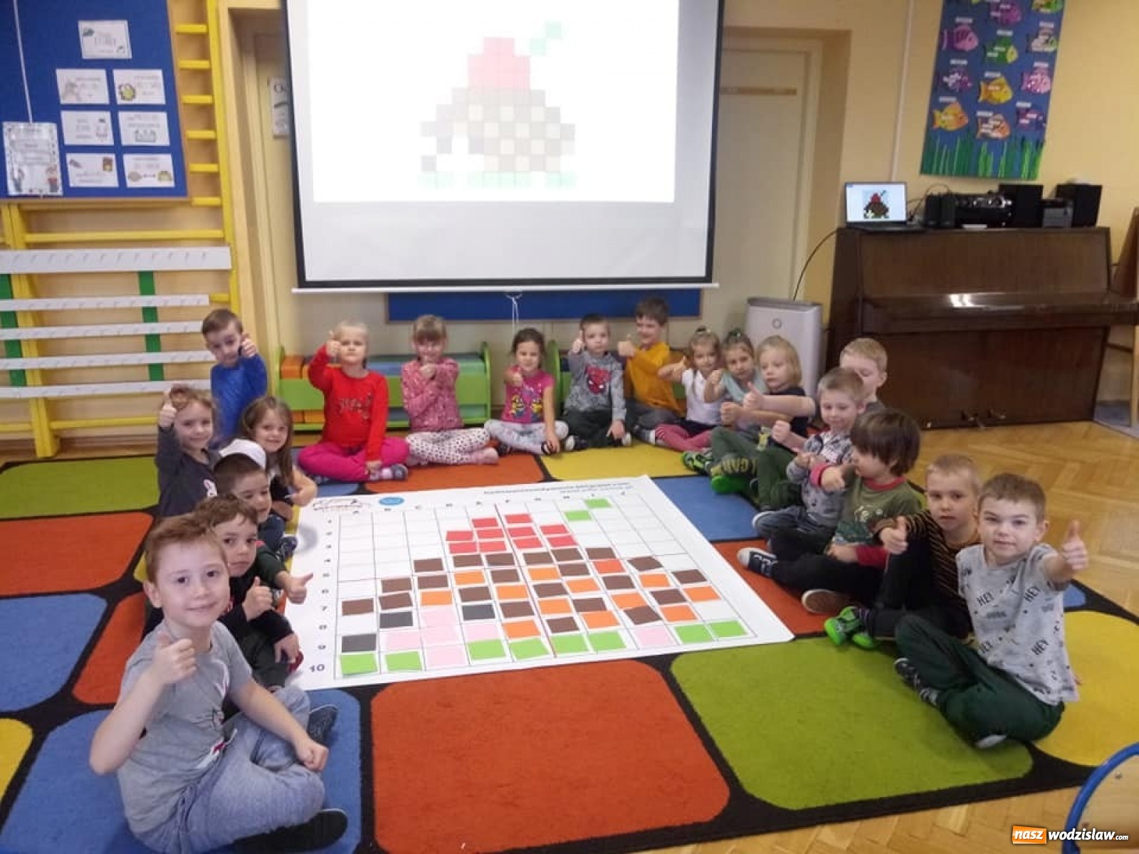 Zdjęcie w galerii na portalu naszwodzislaw.com: Dzień jeża w Przedszkolu numer 6 wiadomości z regionu